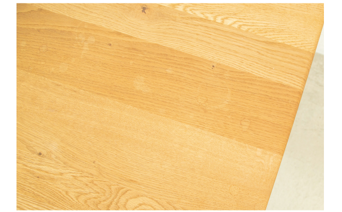 バーニーダイニングテーブルの写真