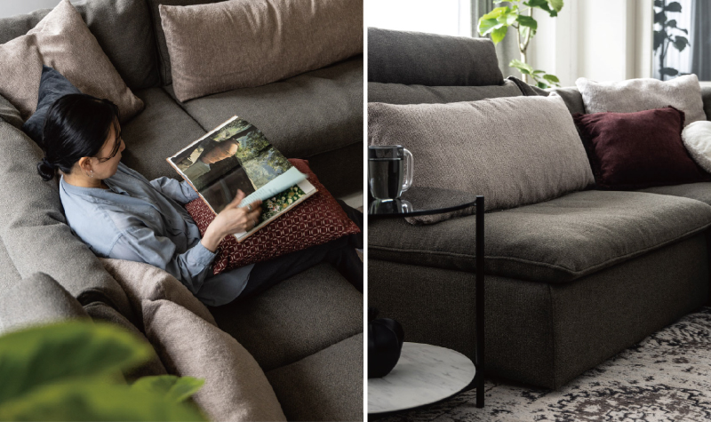 ダイニングソファに座る様子