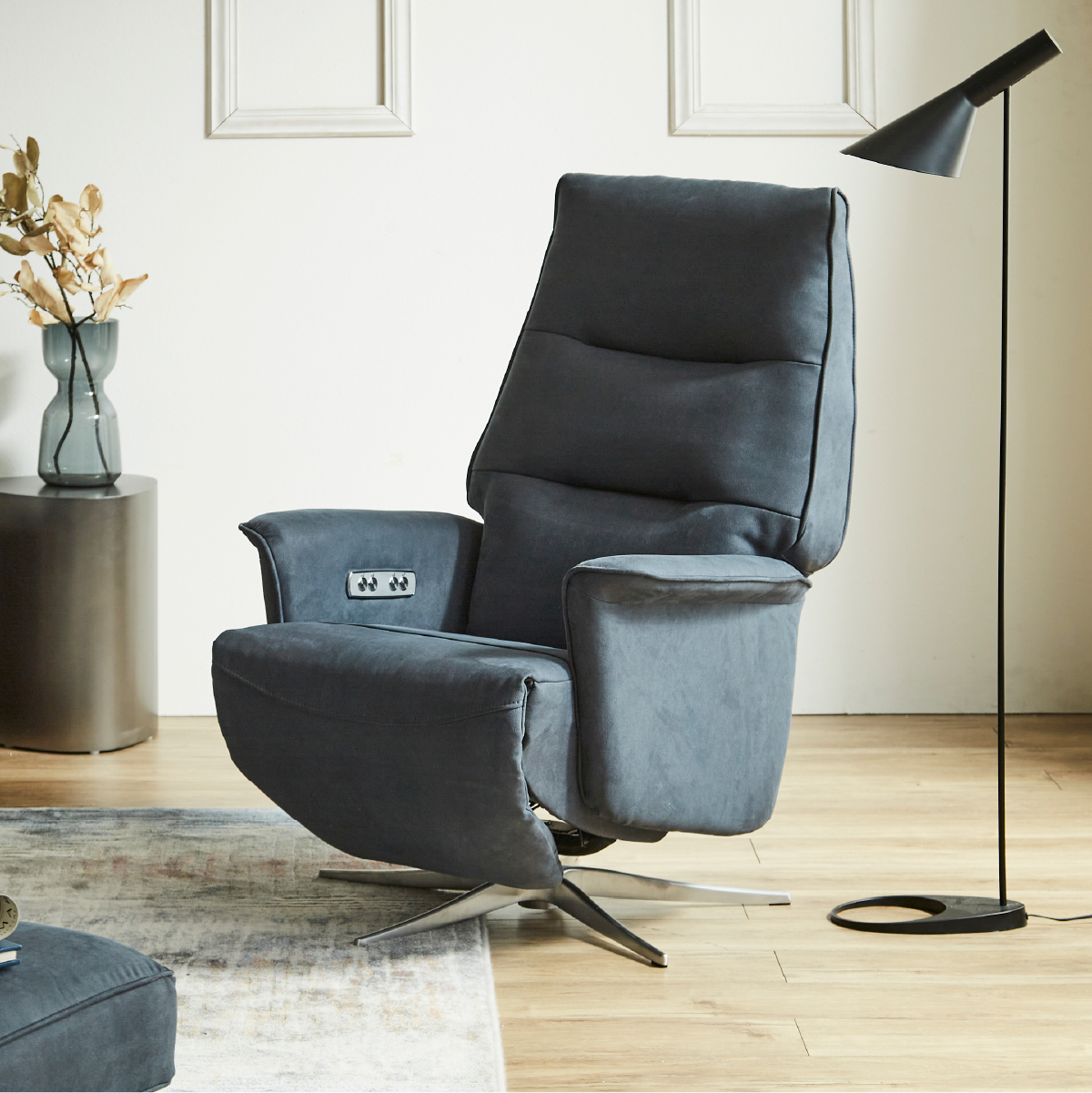 エレノア　電動パーソナルチェア　幅74cm