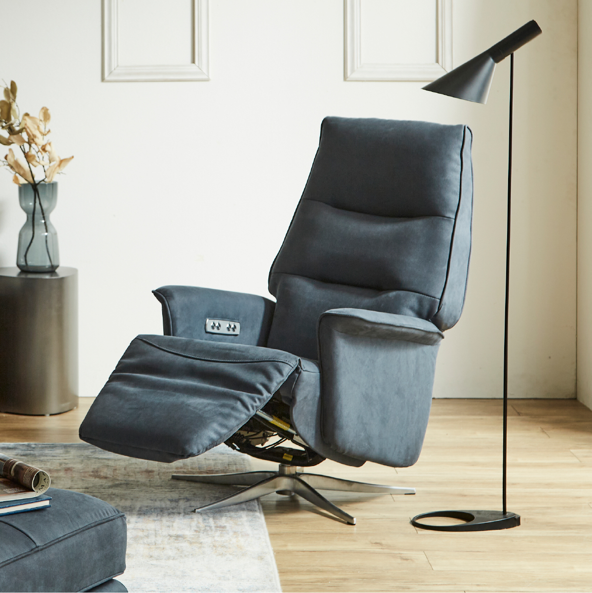 エレノア　電動パーソナルチェア　幅74cm