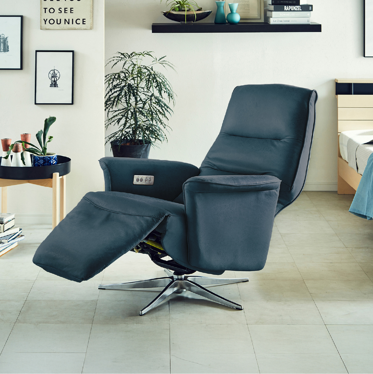 エレノア　電動パーソナルチェア　幅74cm