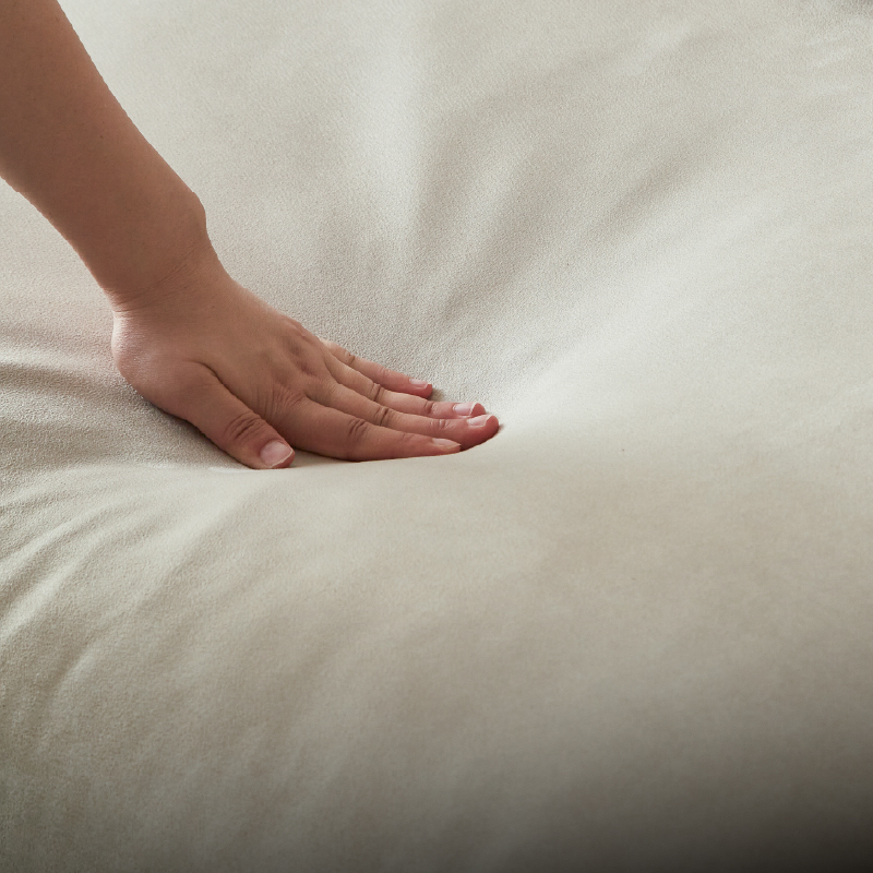 コスターナ　オットマン　ブロンズゴールド脚