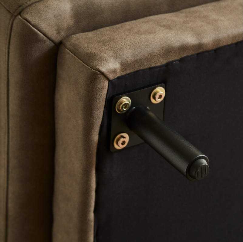 ディオラ オットマン