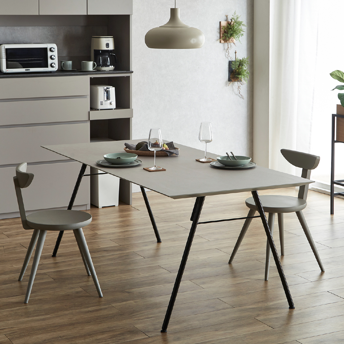 ガラム ダイニングテーブル 幅180cm