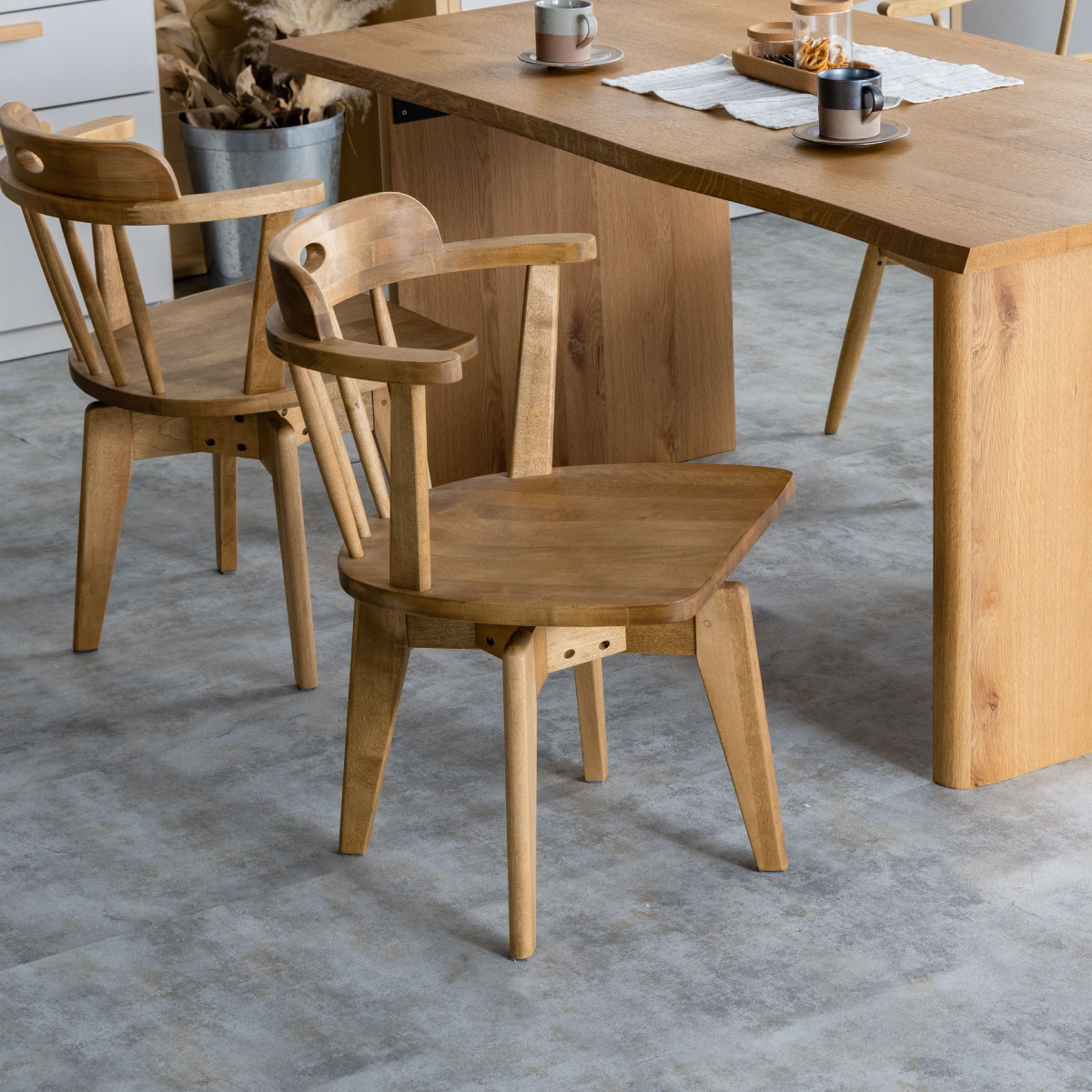 ローカーⅢ 回転ダイニングチェア