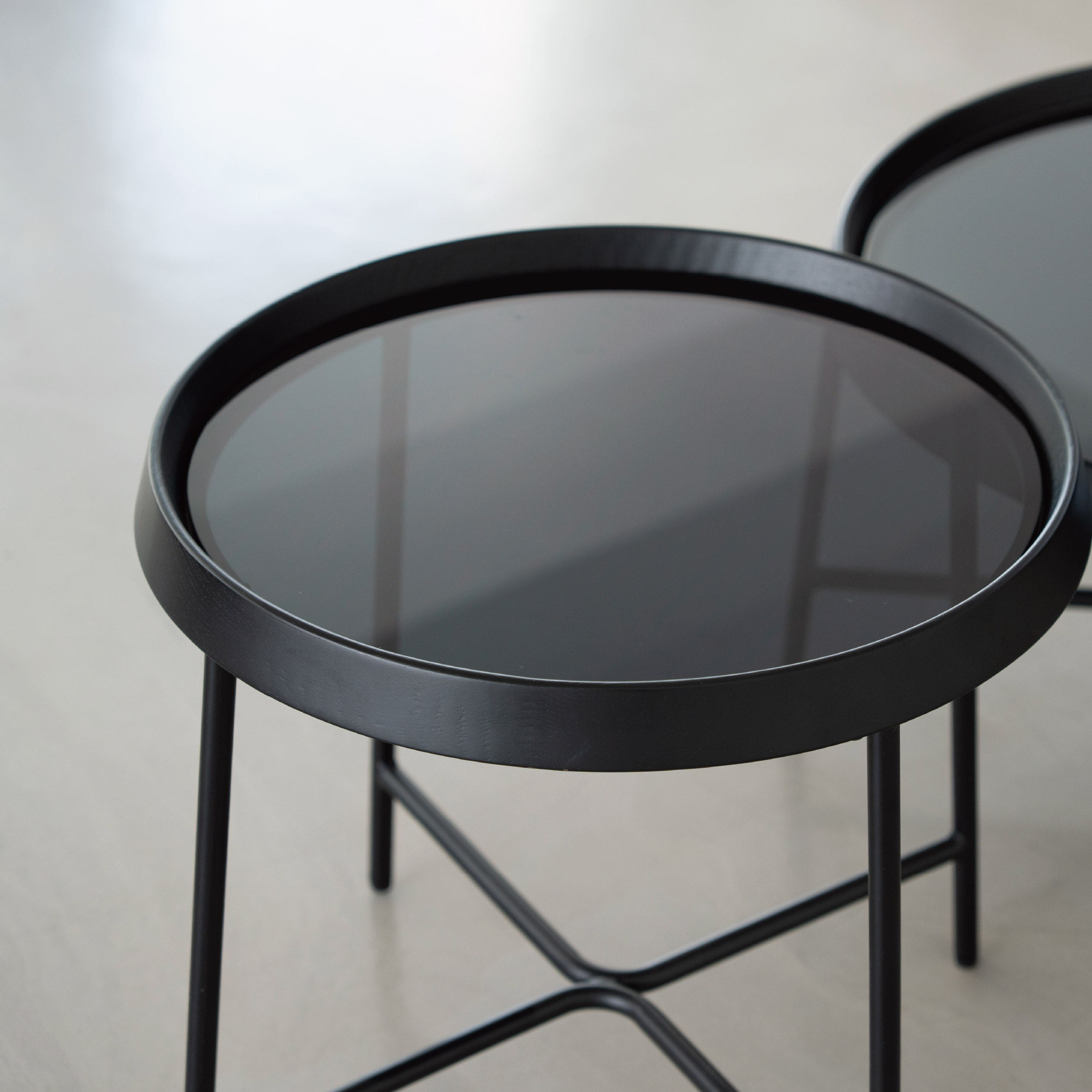 ペンテ サイドテーブル｜家具・インテリア通販の関家具【公式】