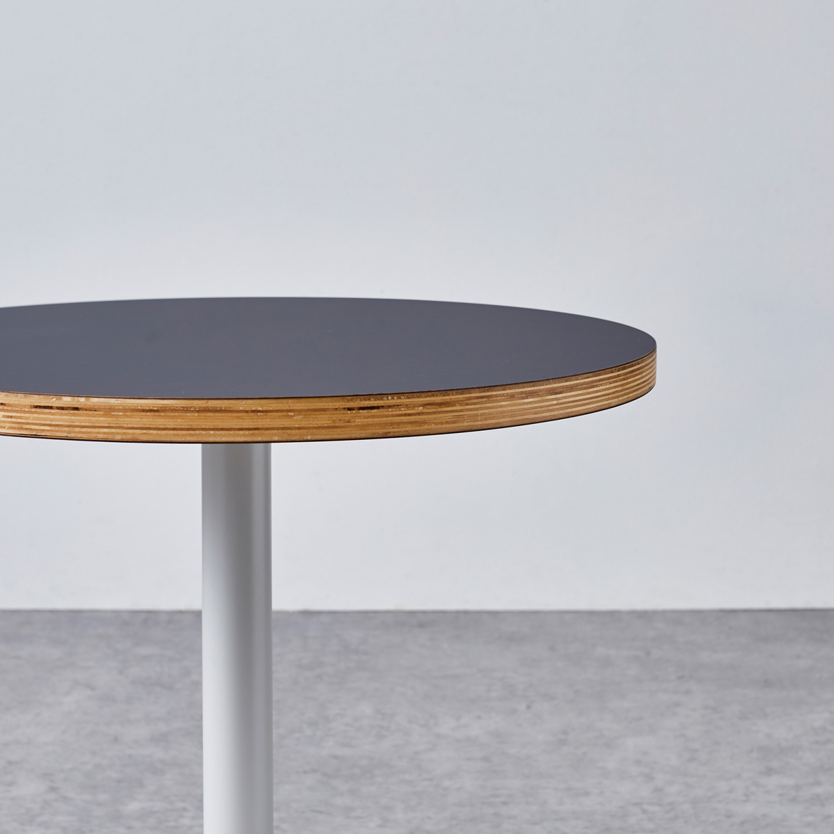 ノムル カフェテーブル 〇脚タイプ｜家具・インテリア通販の関家具【公式】