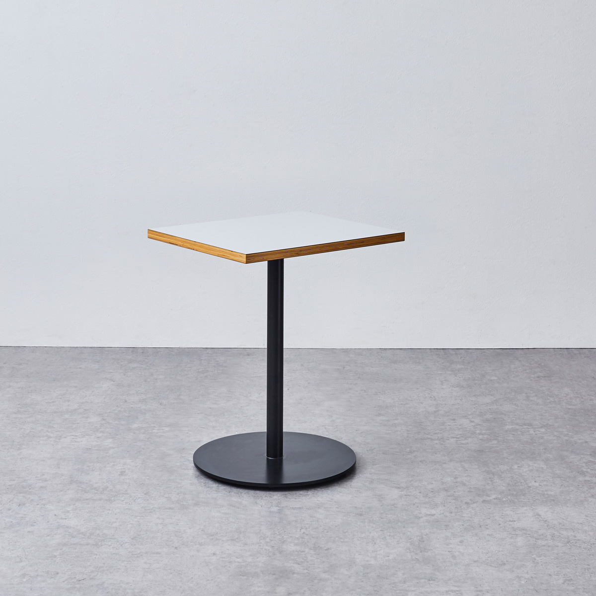 ノムル カフェテーブル 〇脚タイプ｜家具・インテリア通販の関家具【公式】