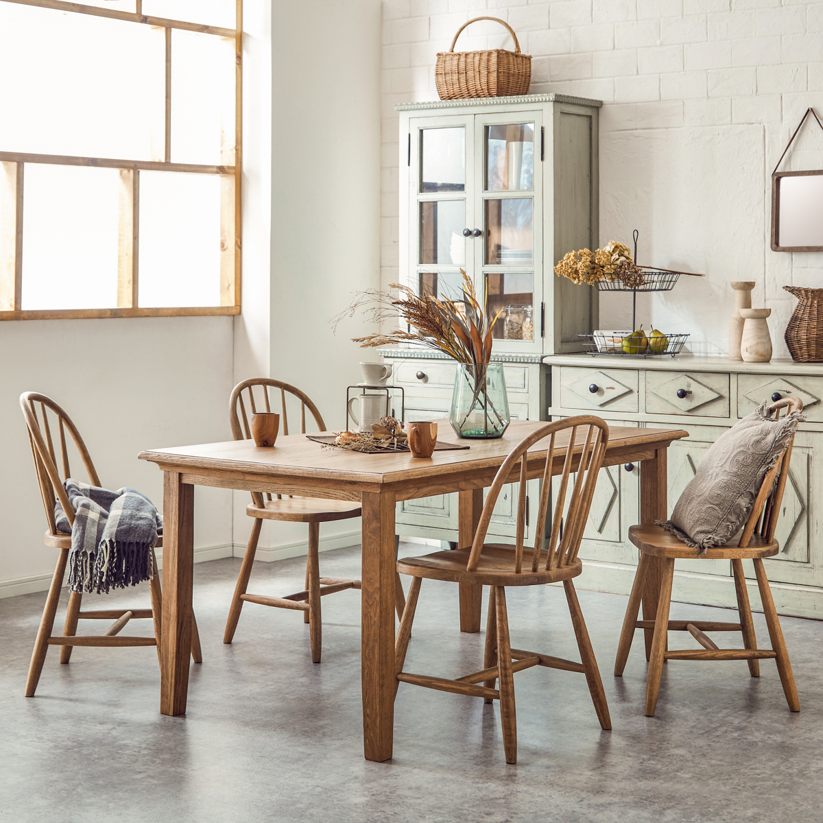 ミナ ダイニングテーブル