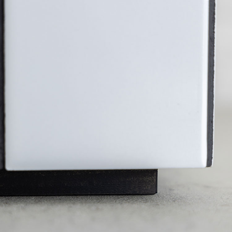 テラ サイドテーブル キューブ型