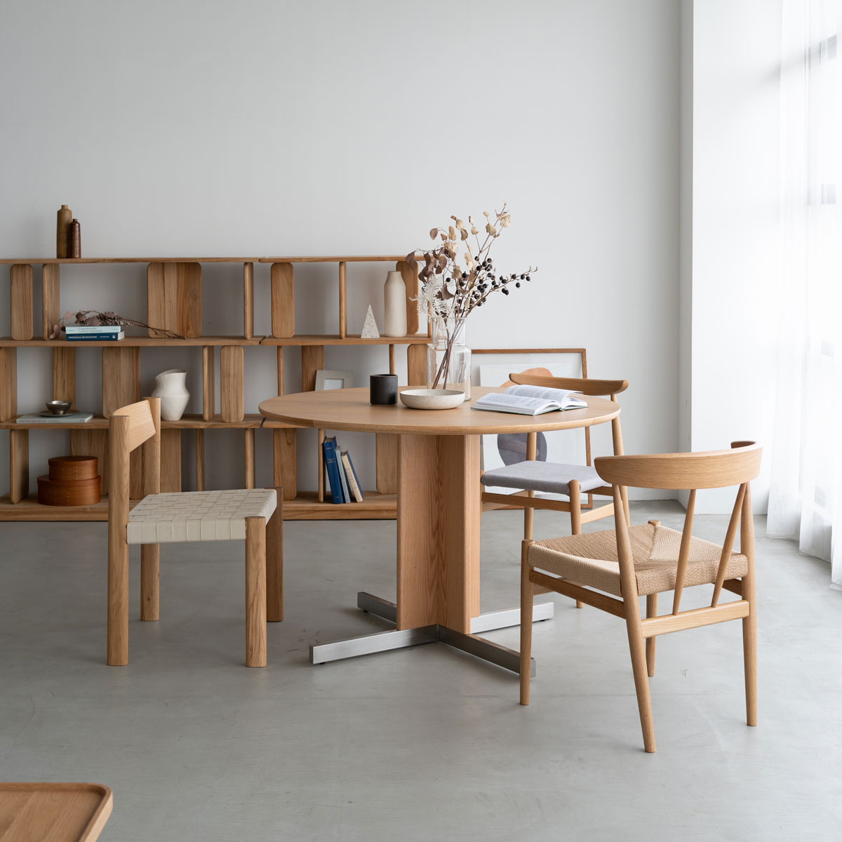 オアロ ダイニングテーブル 円形｜家具・インテリア通販の関家具【公式】