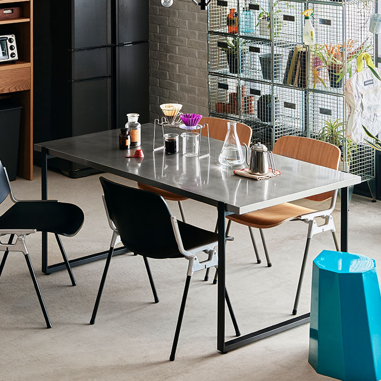 マテリア ダイニングテーブル