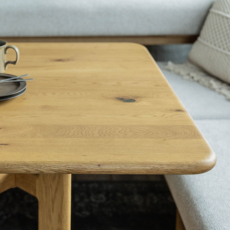 ハルヒ ダイニングテーブル