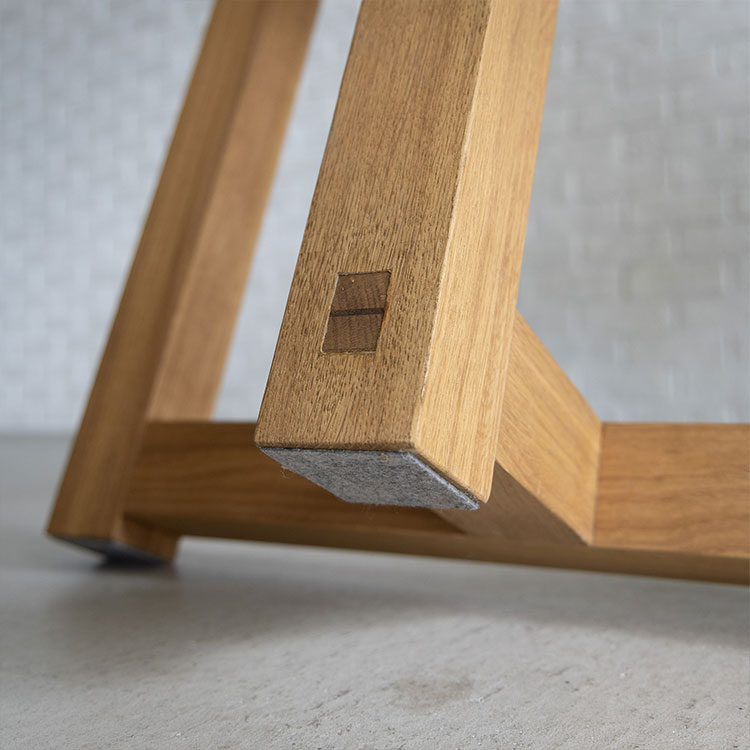 ソリット ダイニングテーブル