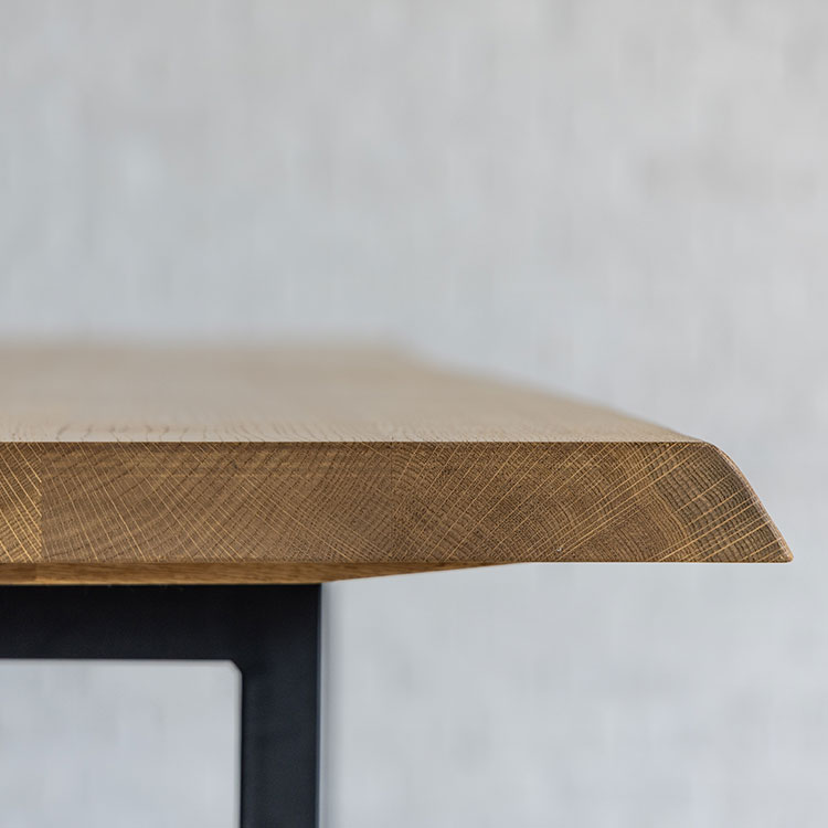 ソリット ダイニングテーブル