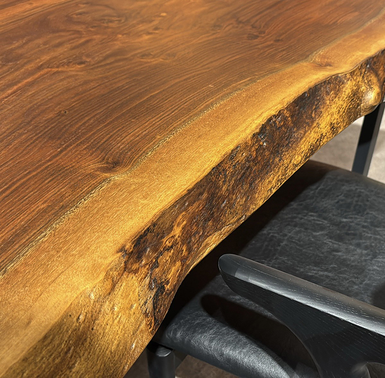 一枚板　クラロウォールナット(杢)　C-221-1　(W210cm)　ダイニングテーブル