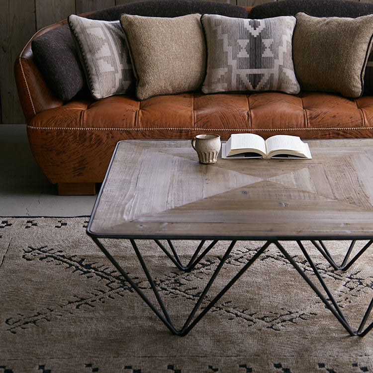 クリス リビングテーブル