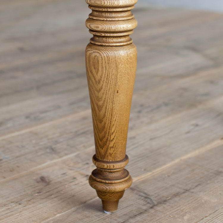 メルツ ダイニングテーブル