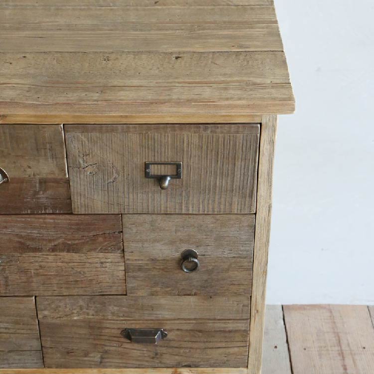 アリス チェスト