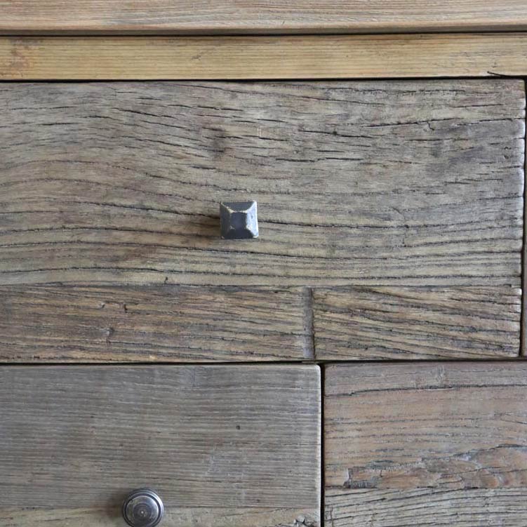 アリス チェスト