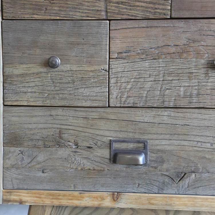 アリス チェスト