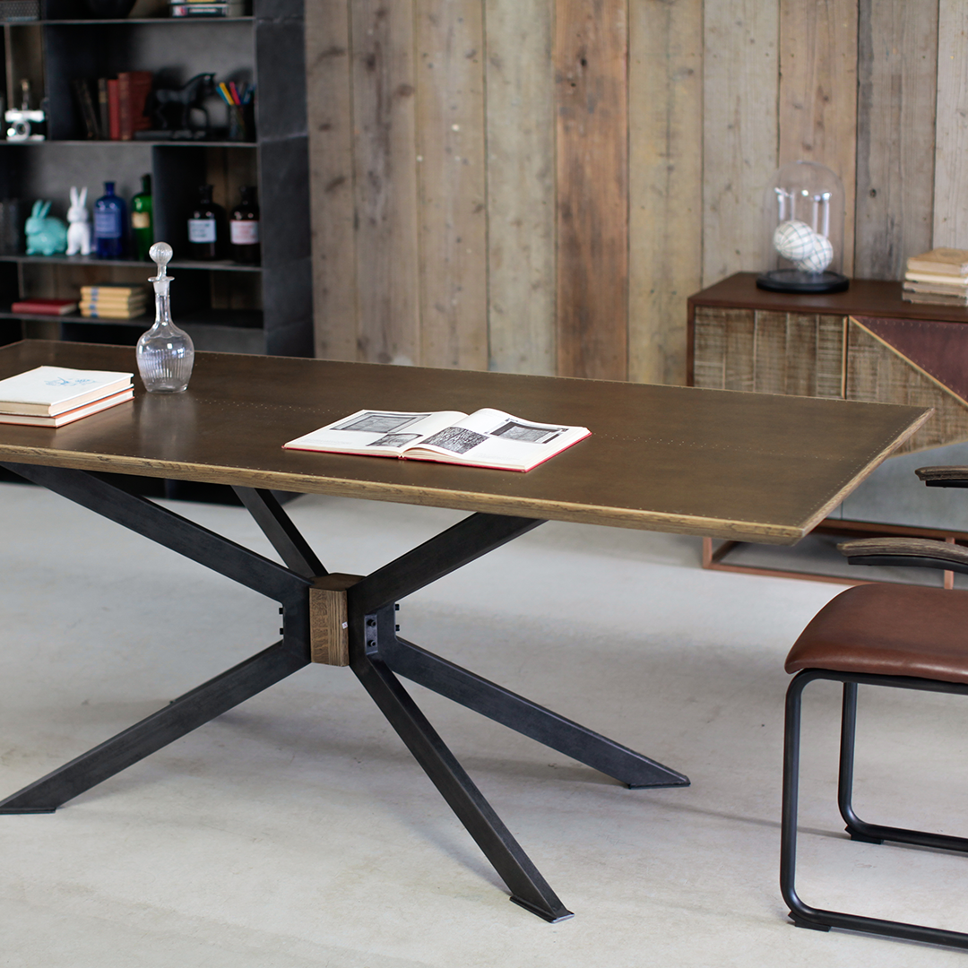 マーリン ダイニングテーブル