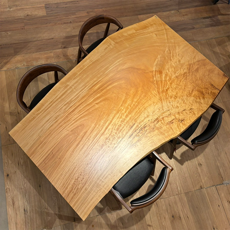 【SOLD OUT】一枚板　トチ(杢)　CN-C1161-3003　(W180cm)