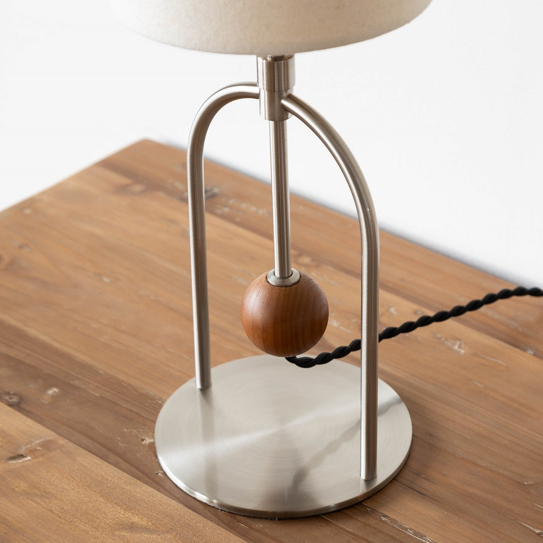 スタルカ テーブルランプ