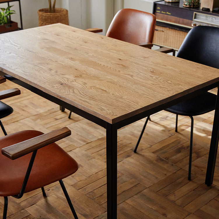 タンク ダイニングテーブル