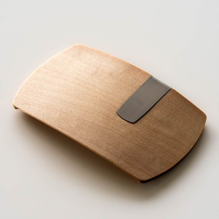 曲木の電子マネークリップ