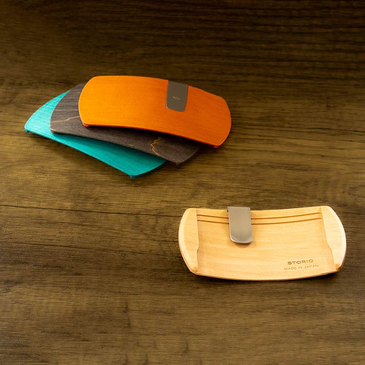 曲木の電子マネークリップ