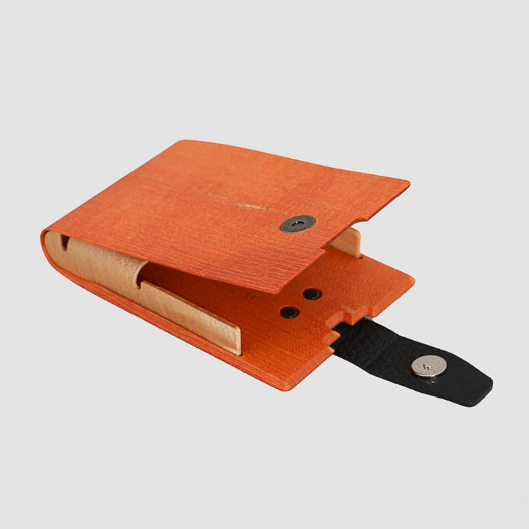 曲木の名刺入れ　タテ型コンパクト