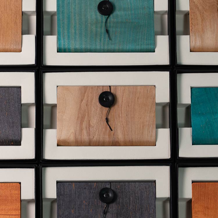 曲木の名刺入れ　ヨコ型