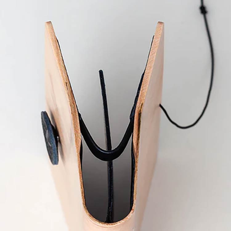 曲木の名刺入れ　タテ型