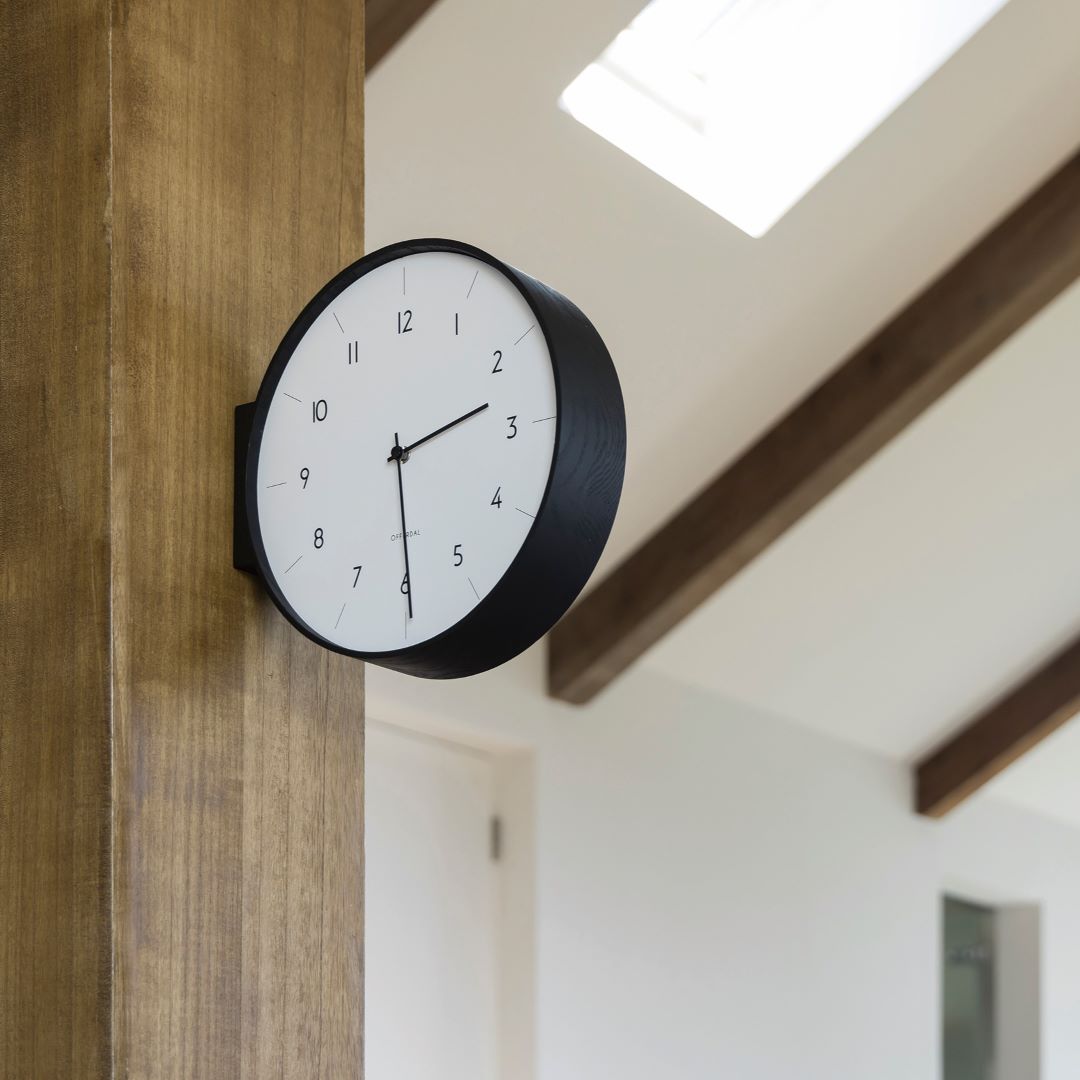 アールノ クロック