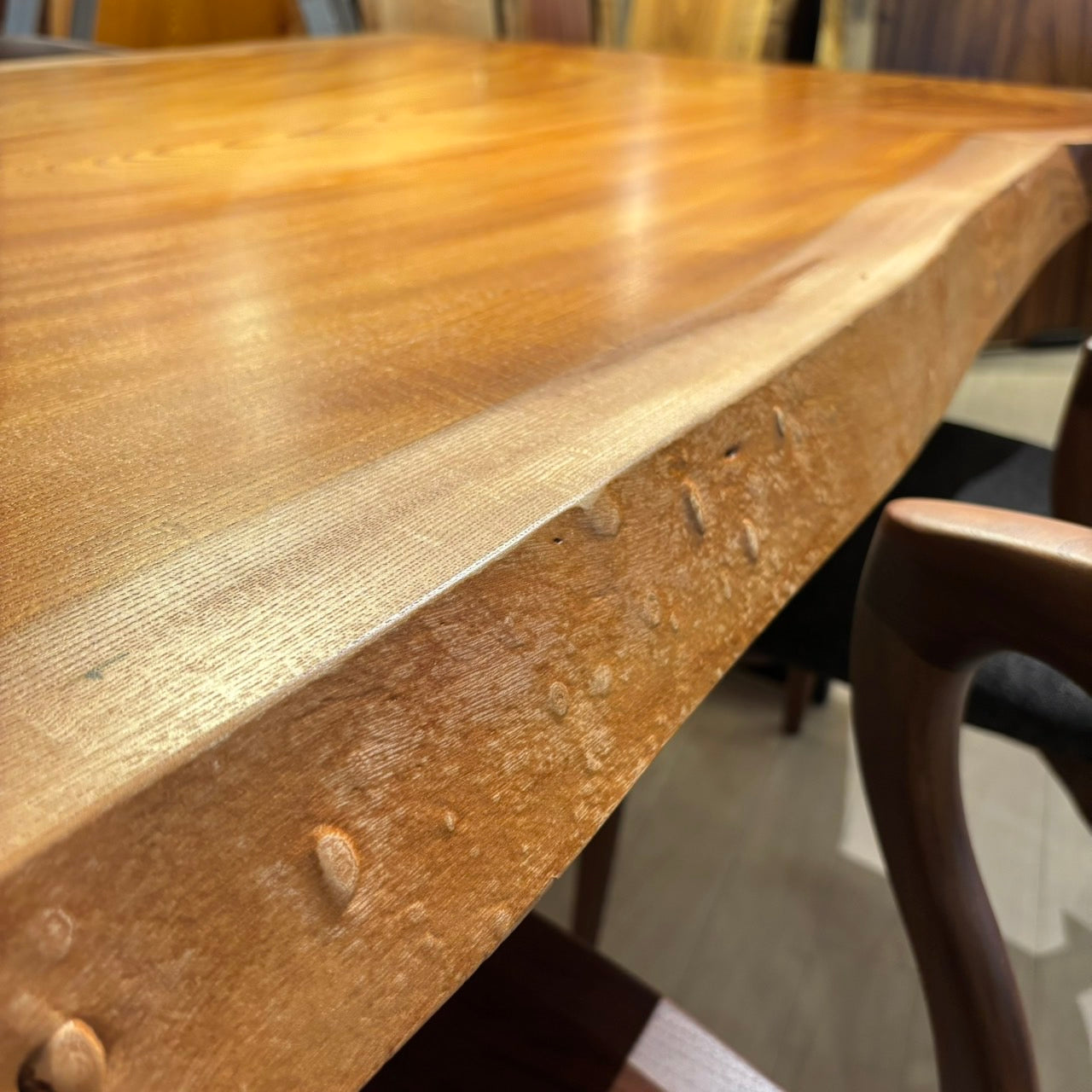 一枚板　ケヤキ / 欅(杢)　K-HN-2206-369　(W180cm)