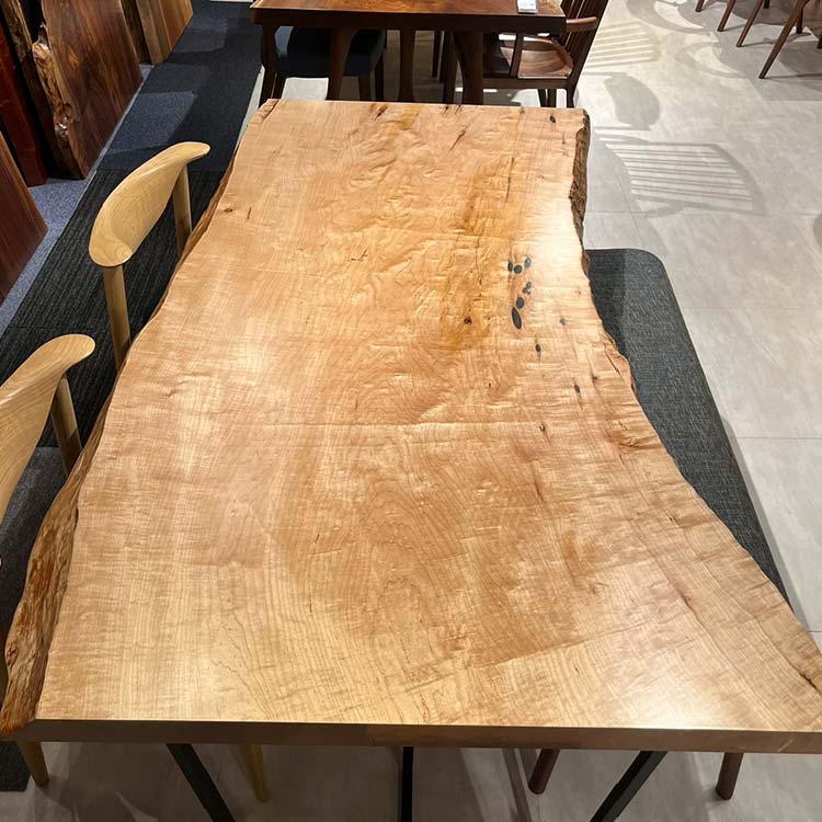 【SOLD OUT】一枚板　カエデ(杢)　782-1/2-2　(W165cm)　ダイニングテーブル