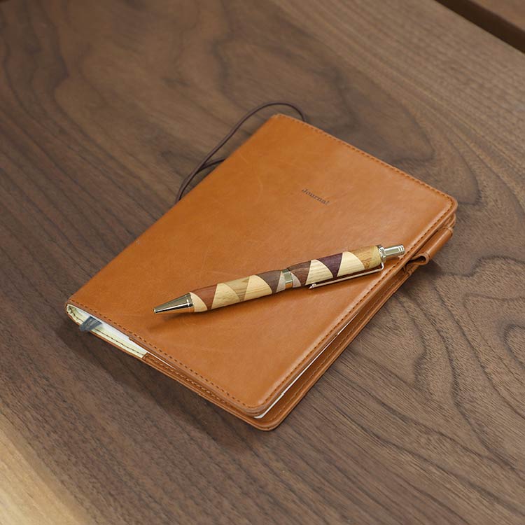 寄木のボールペン・三角チェック