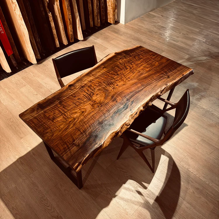 一枚板　クラロウォールナット(杢)　CN-C1127-3001　(W160cm)