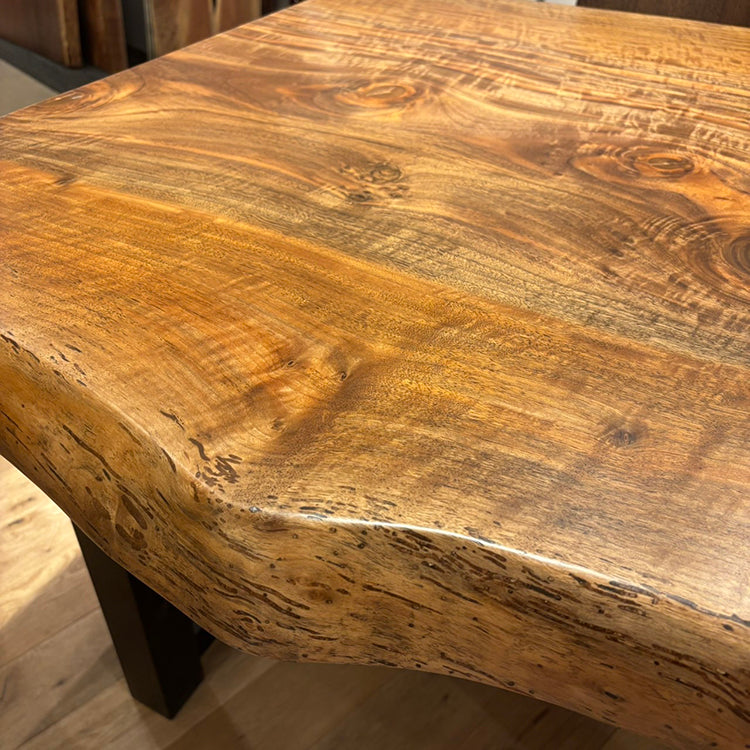 一枚板　バストゥーンウォールナット(杢)　364-1/2-10-3　（W155cm）