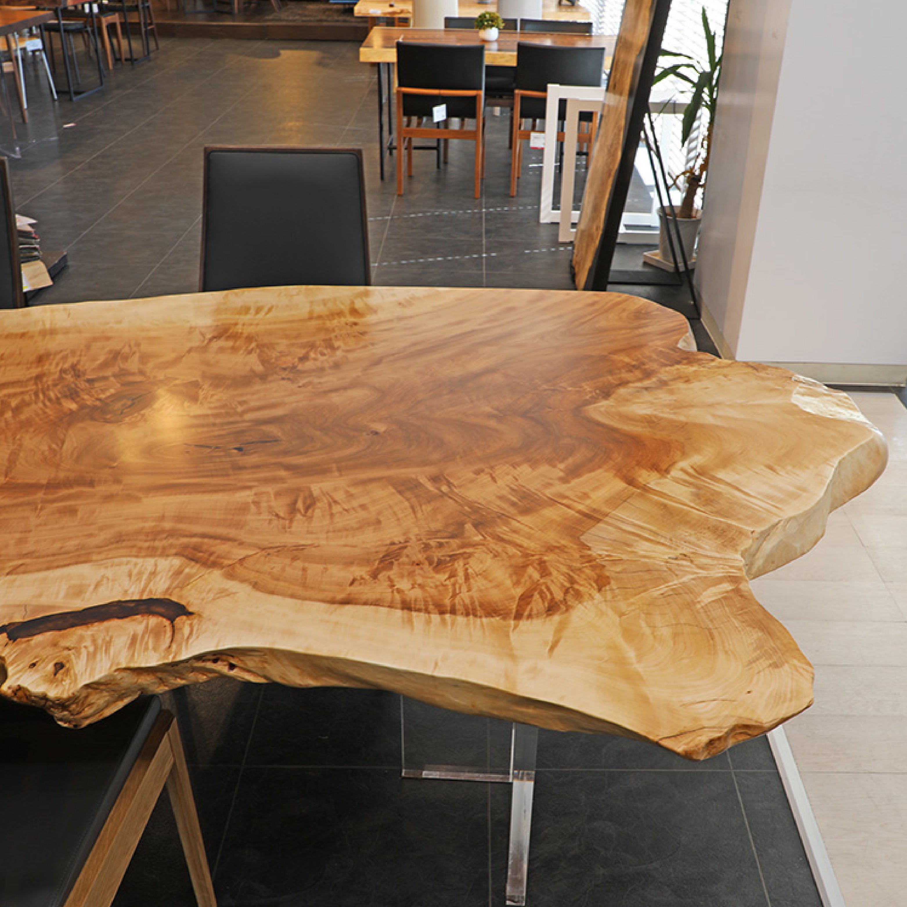 一枚板　トチ　5639-10　(W545cm)　ダイニングテーブル