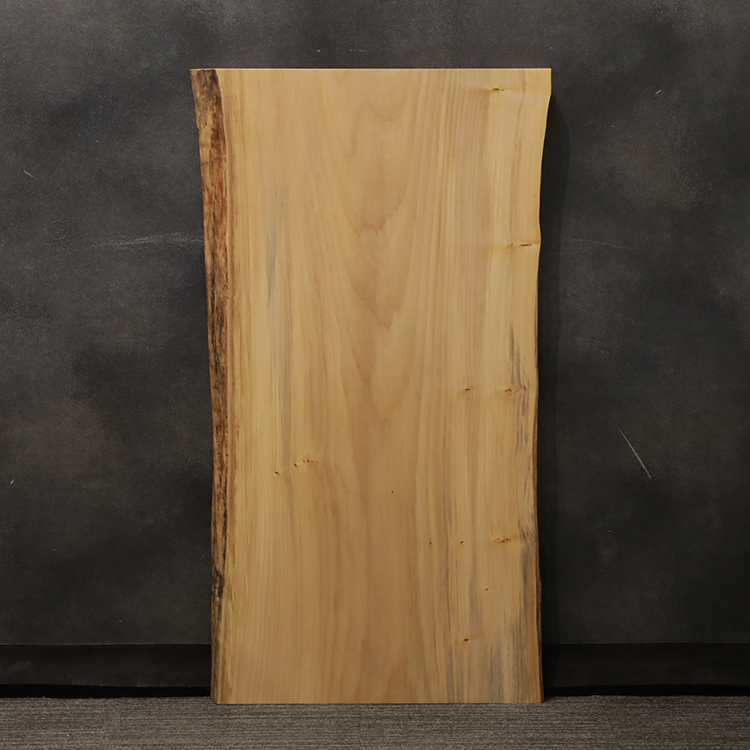 一枚板　シナ / 科　K-HN-2210-255-4　(W130cm)