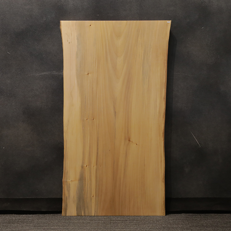 一枚板　シナ / 科　K-HN-2210-255-4　(W130cm)