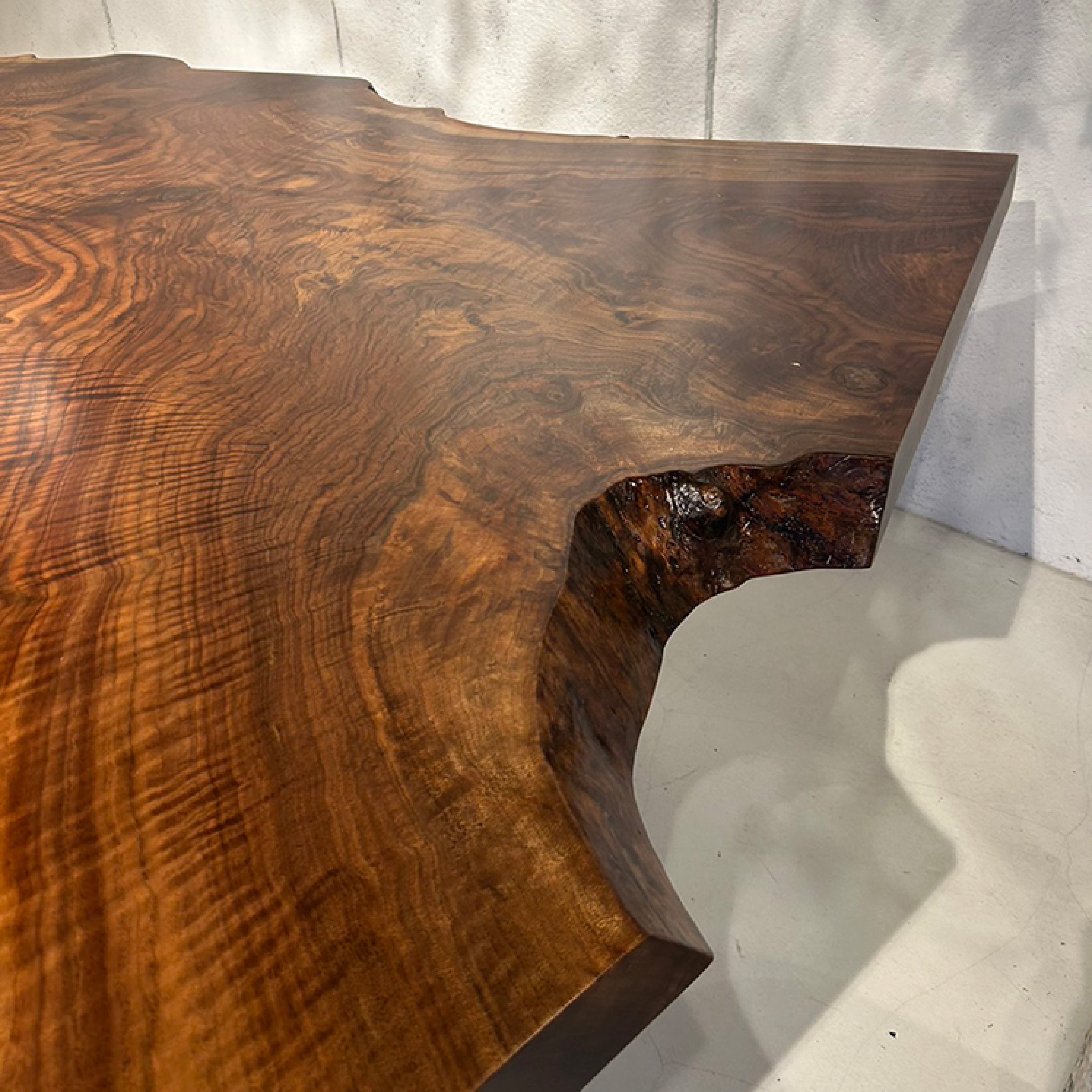 【SOLD OUT】一枚板　クラロウォールナット　CN-523-2711　（W380cm)