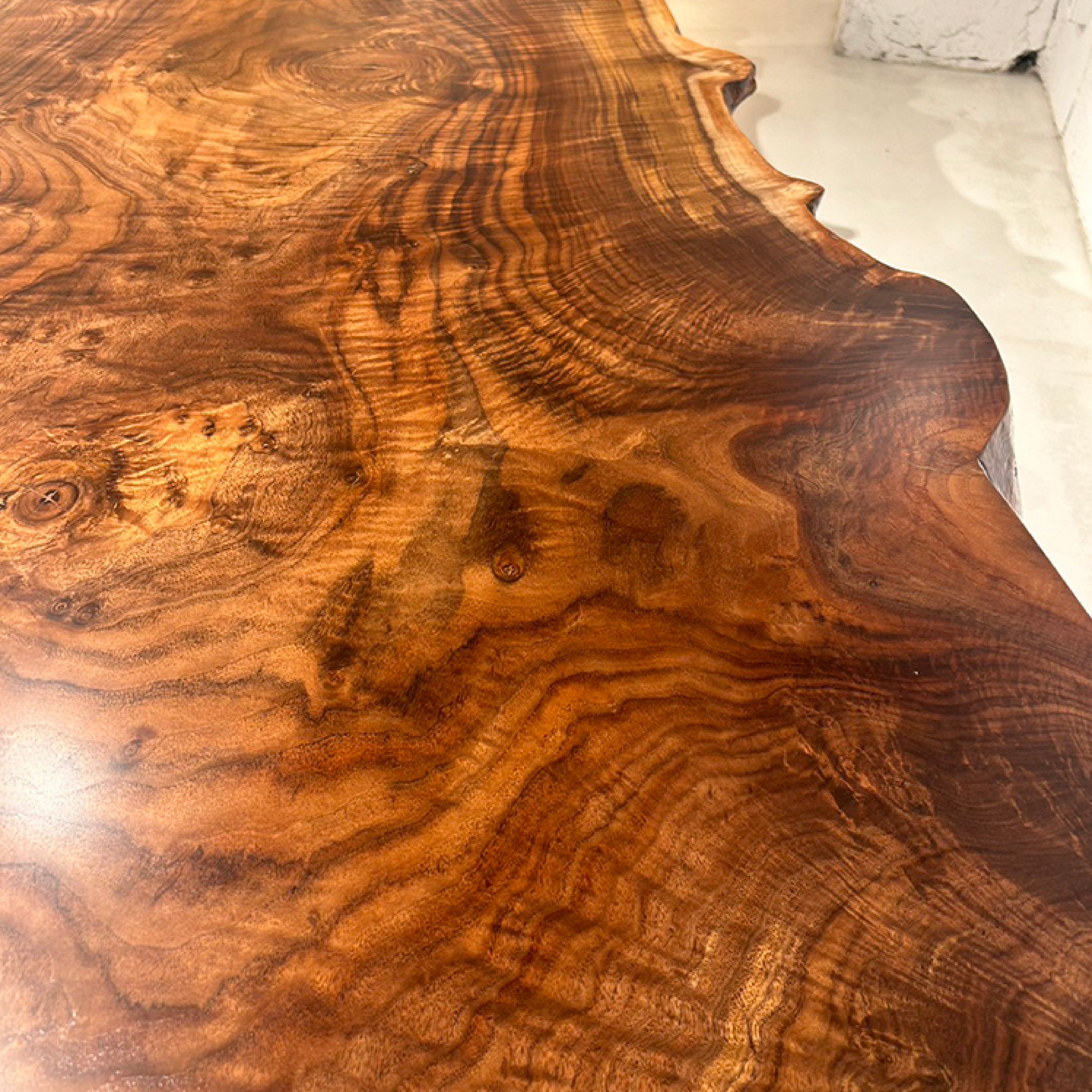 【SOLD OUT】一枚板　クラロウォールナット　CN-523-2711　（W380cm)