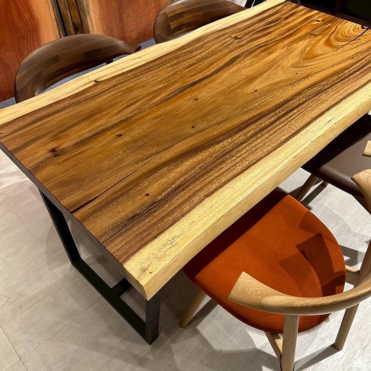 一枚板　モンキーポッド　5042-4　(W150cm)