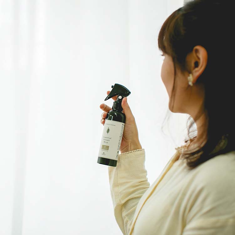 IKONIH ヒノキミスト