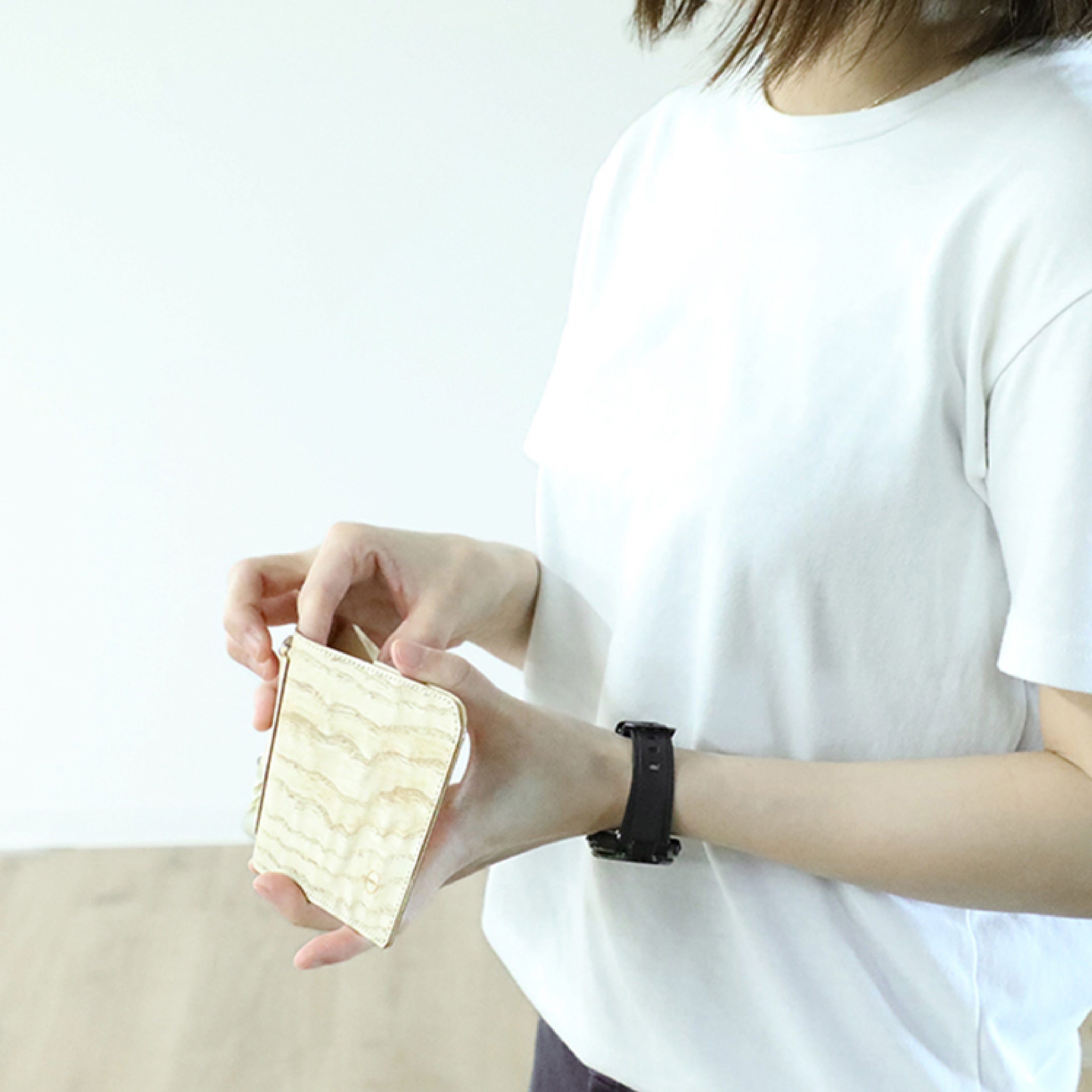 アンブロパース　二つ折り財布