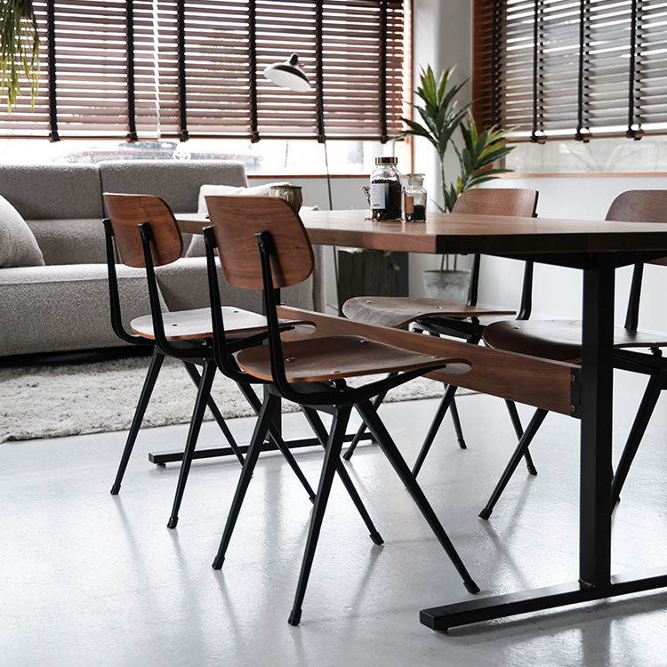 リザルト ダイニングチェア