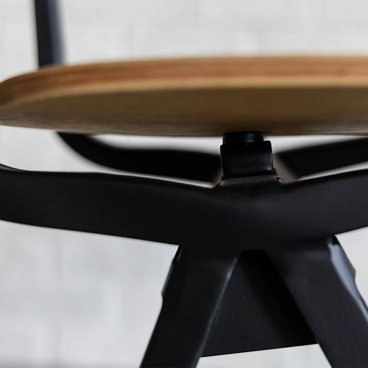 リザルト ダイニングチェア